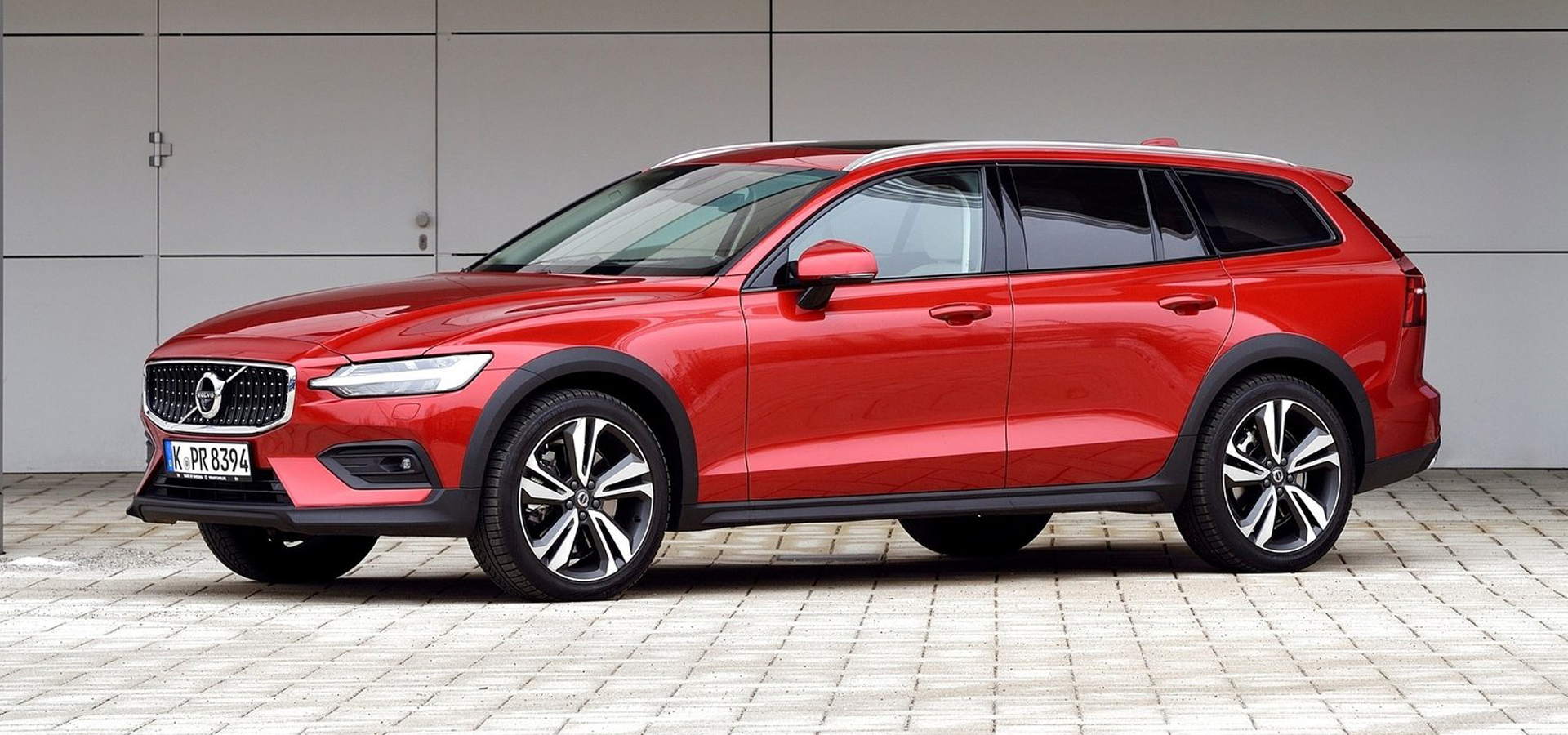 2020 Volvo V60 Cross Country